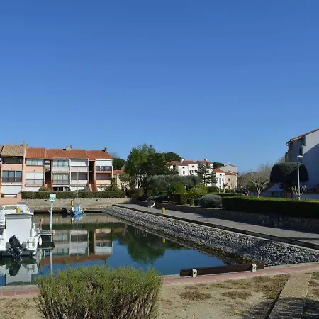 Locations Saint-cyprien: 2 Pieces Avec Parking, Terrasses, Et Loggia - Fr-1-225d-35 * Saint-Cyprien (Pyrenees-Orientales)