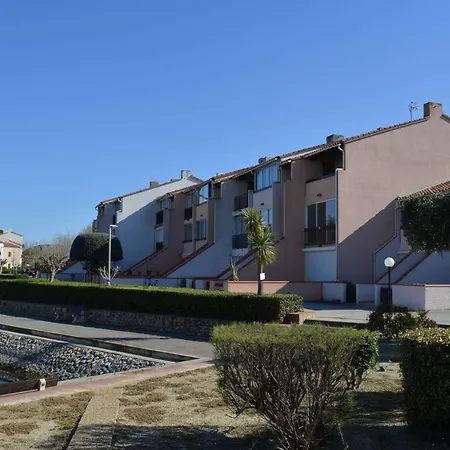 Locations Saint-cyprien: 2 Pieces Avec Parking, Terrasses, Et Loggia - Fr-1-225d-35 * Saint-Cyprien (Pyrenees-Orientales)