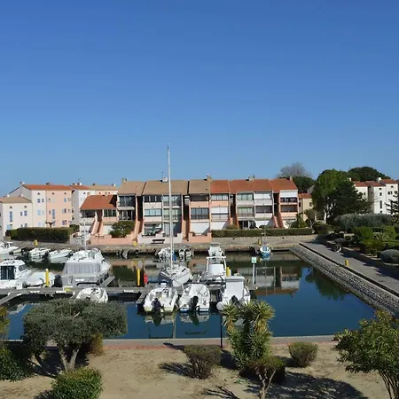 Locations Saint-cyprien: 2 Pieces Avec Parking, Terrasses, Et Loggia - Fr-1-225d-35 Apartment Saint-Cyprien (Pyrenees-Orientales)